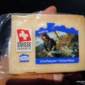 So muß Käse sein: mit der Stihl geschnitten...