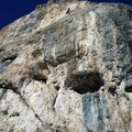 weit oben in "Rohe Gewalt & rohe Eier"